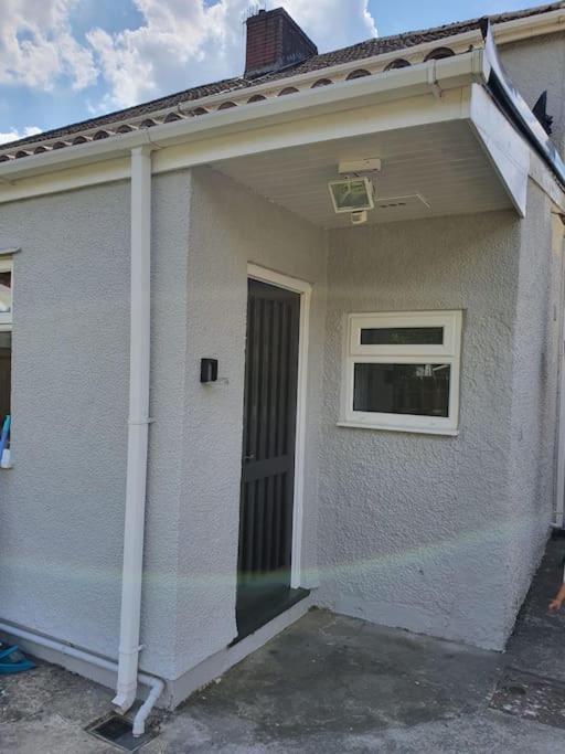Mellte Avenue - Waterfalls House Pontneddfechan Exterior photo